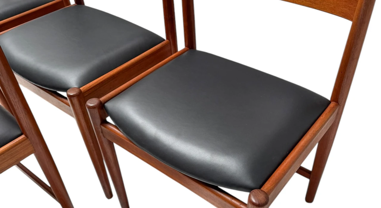 Four Mid-Century Modern Dining Room Chairs by Kurt Østervig for Sibast, 1960s